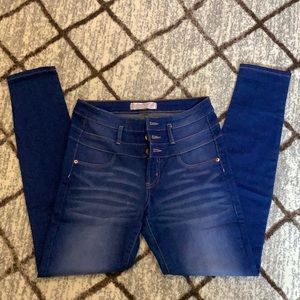 No Boundaries stretchy skinny long pants size 9